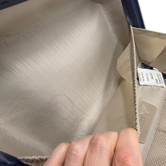 Triforce Elite Performance Travelware Hard Shell Beauty Case Navy Blue NEW - Picture 13 of 14